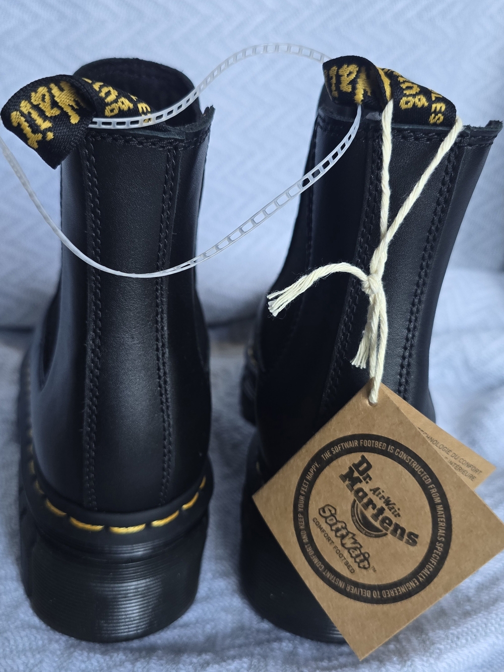 Dr. Martens Women's Black Platform Chelsea Boots NWT Size 7 - Picture 4 of 9